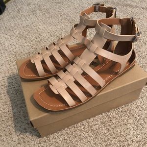 Lucy brand gladiator sandals